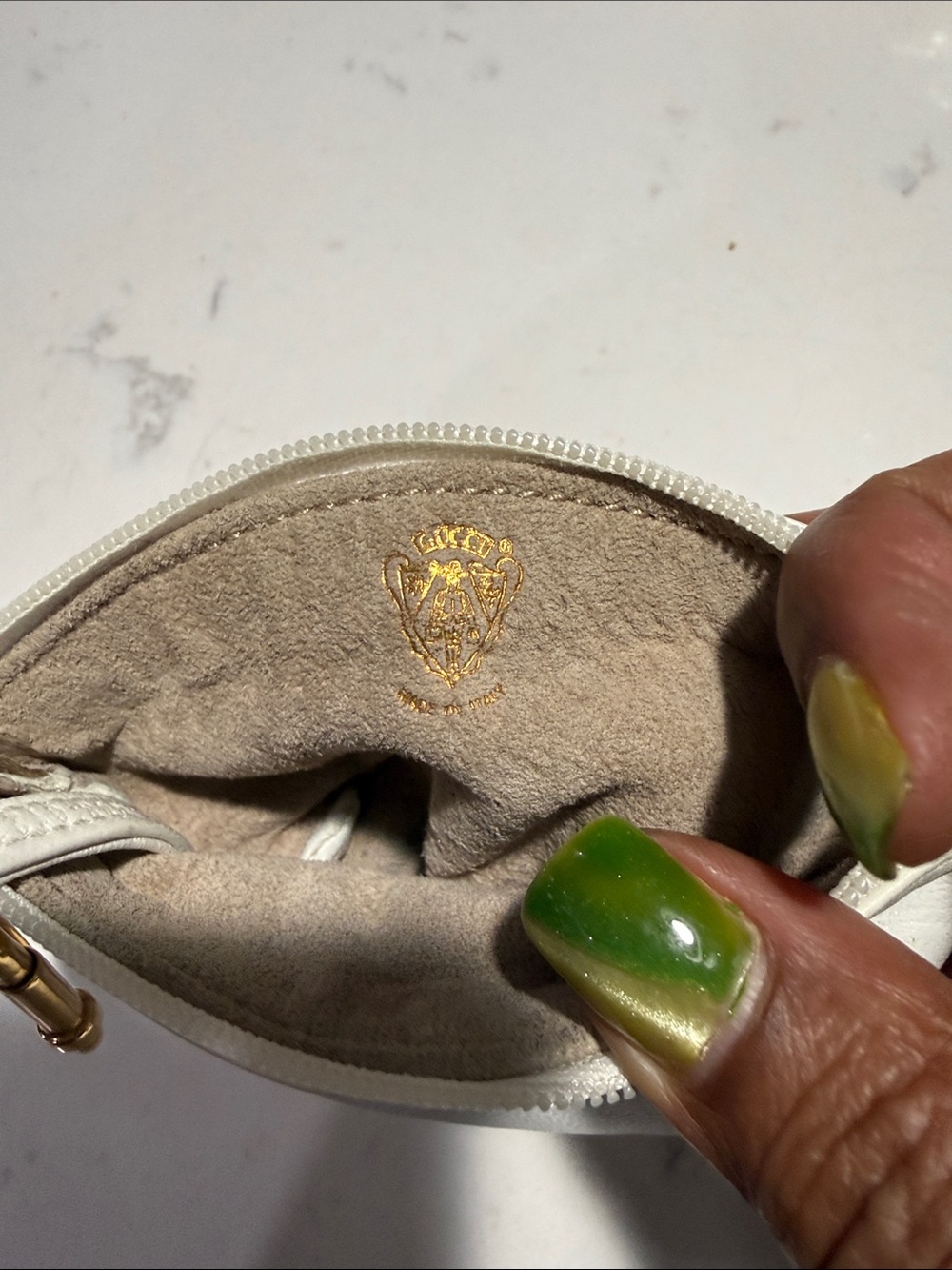 Gucci White Leather Mini Coin Pouch with Gold Zipper - Picture 12 of 13